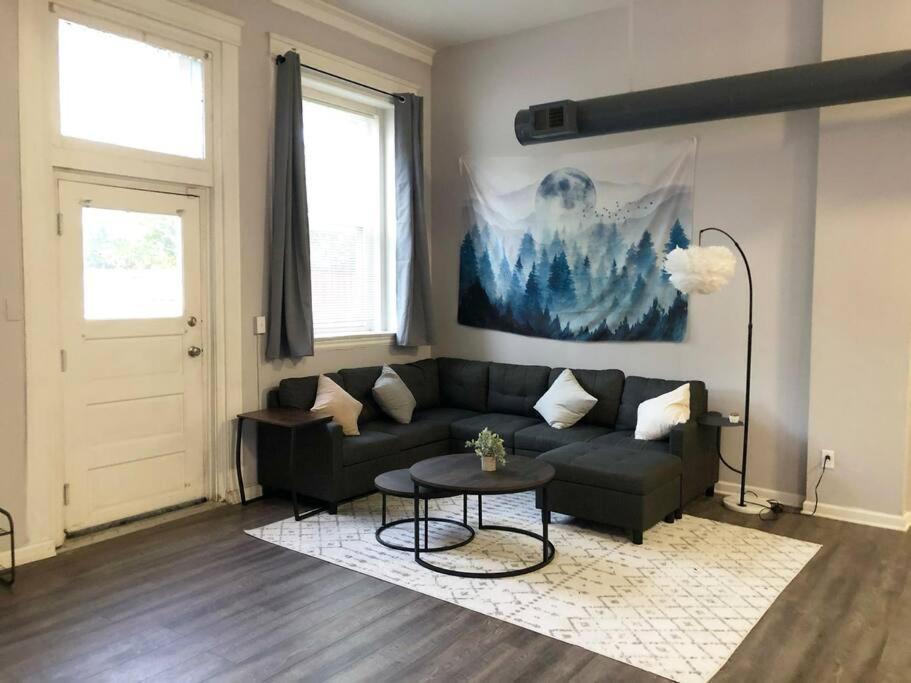 Appartement Downtown Cleveland -Modern First Floor Unit Extérieur photo