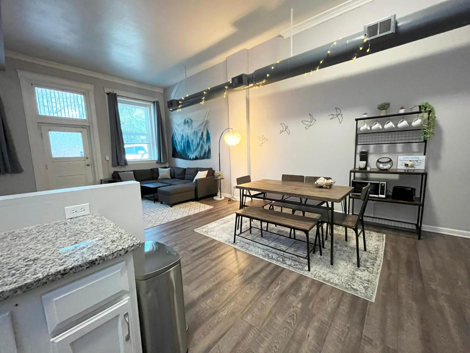 Appartement Downtown Cleveland -Modern First Floor Unit Extérieur photo