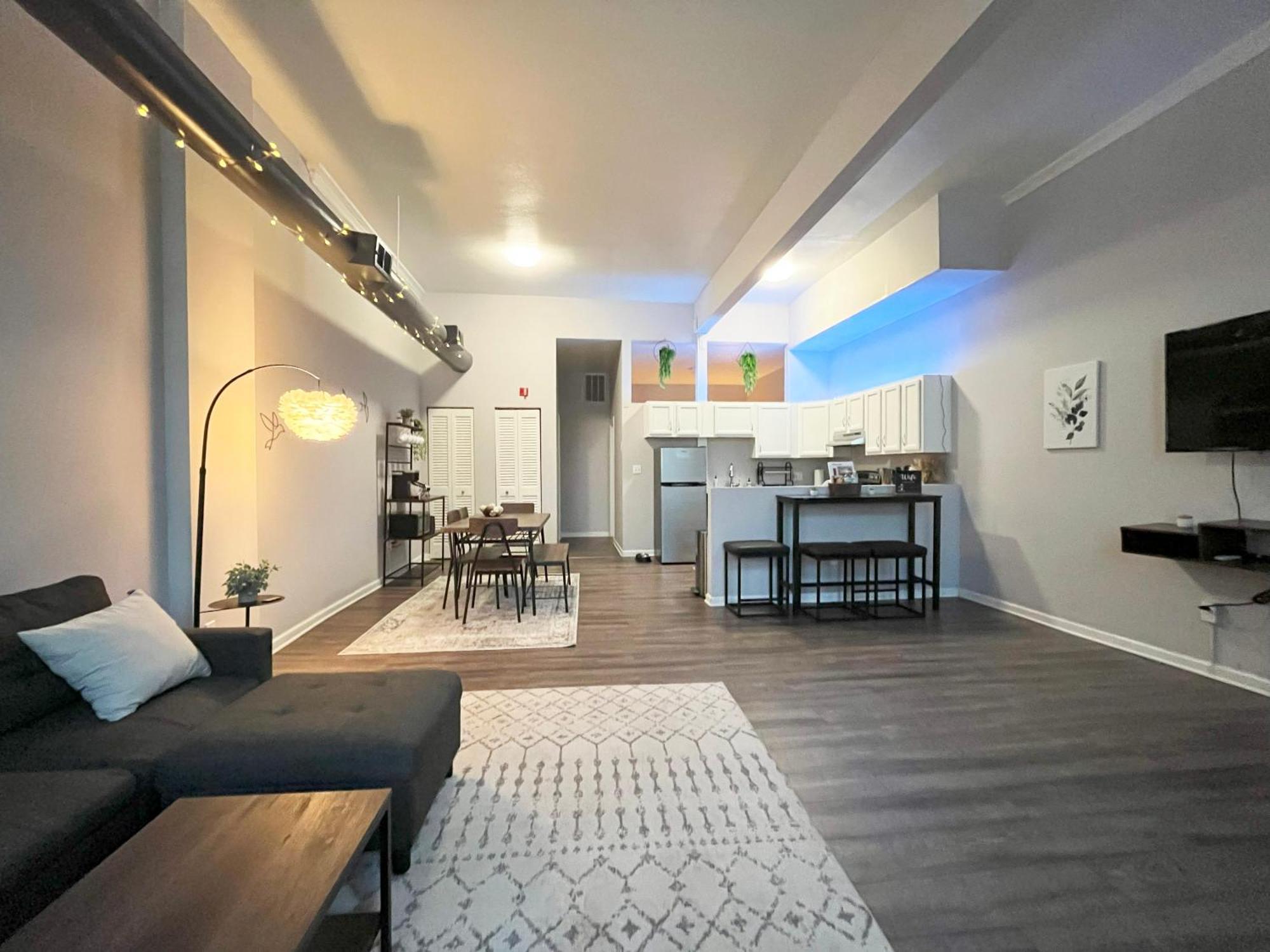 Appartement Downtown Cleveland -Modern First Floor Unit Extérieur photo